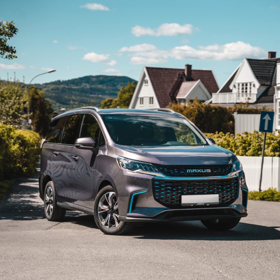 MAXUS: ELEKTRISK SYVSETER MED LANG REKKEVIDDE TIL KOMPAKTBILPRIS