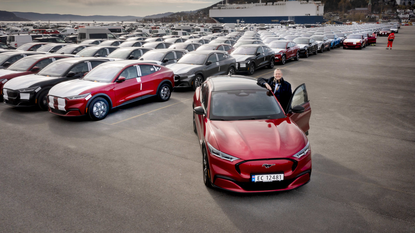 Her kommer de første kundesolgte Mustang Mach-E til Norge