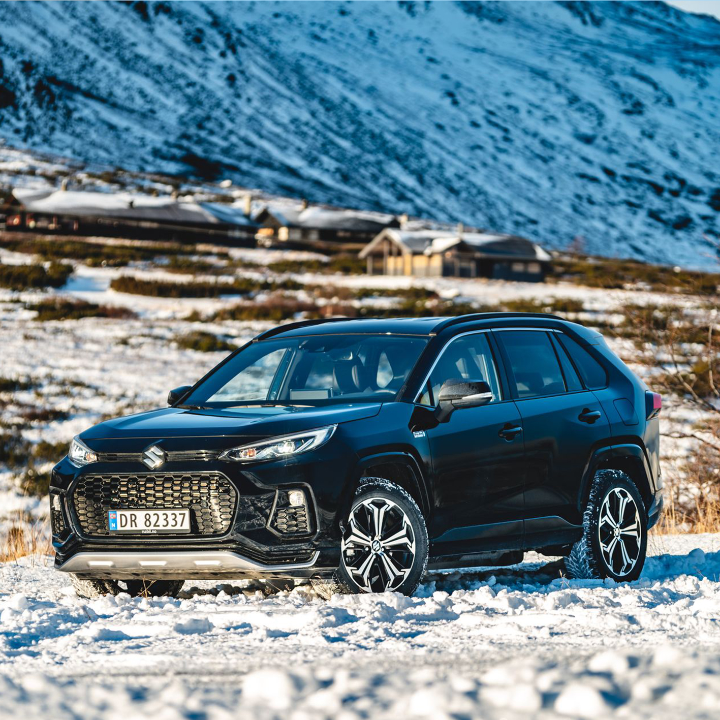Kampanje: Suzuki ACROSS 4×4 ladbar hybrid