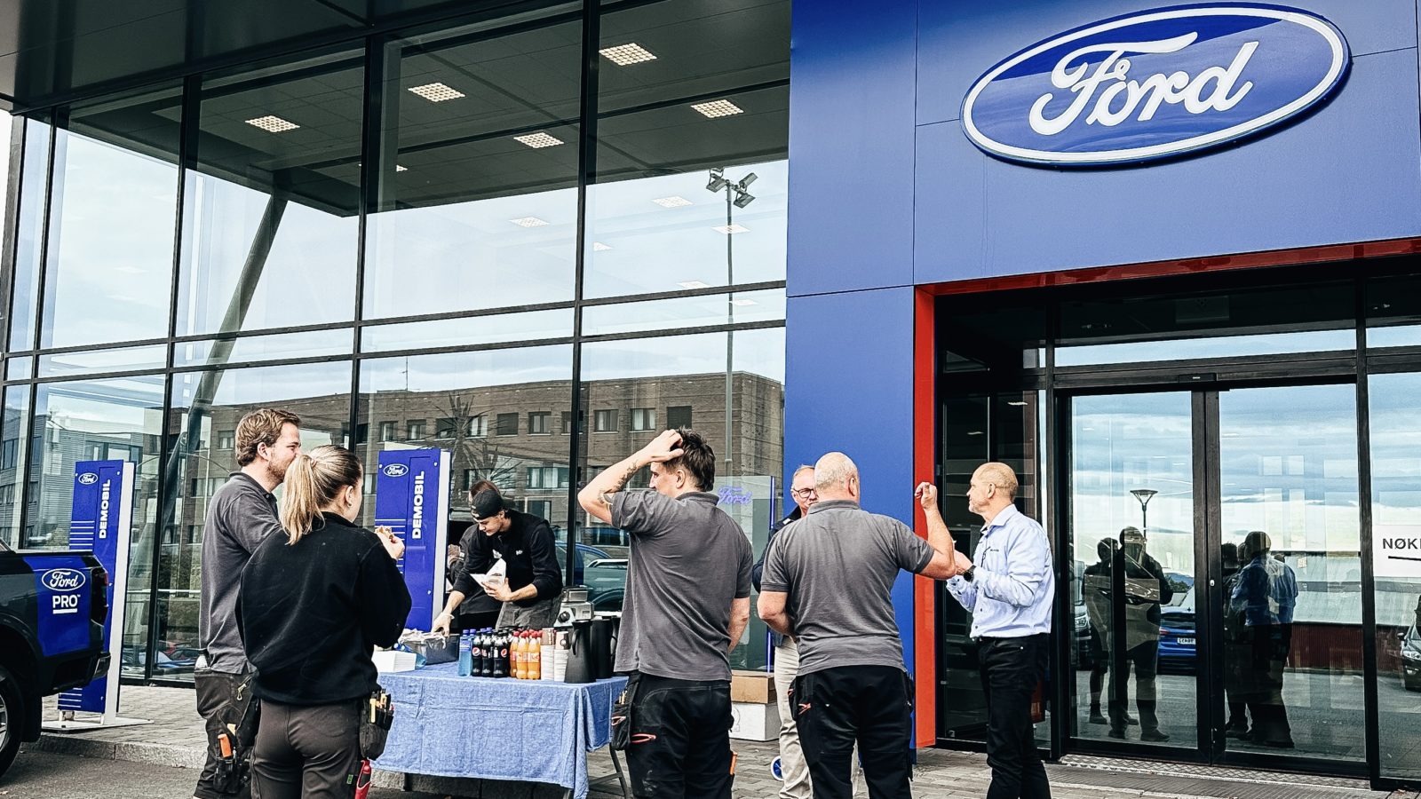 Eksklusivt besøk av nye Ford Transit Custom