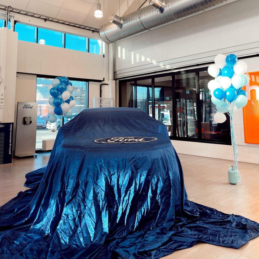 Visning av helt nye helelektriske Ford Explorer