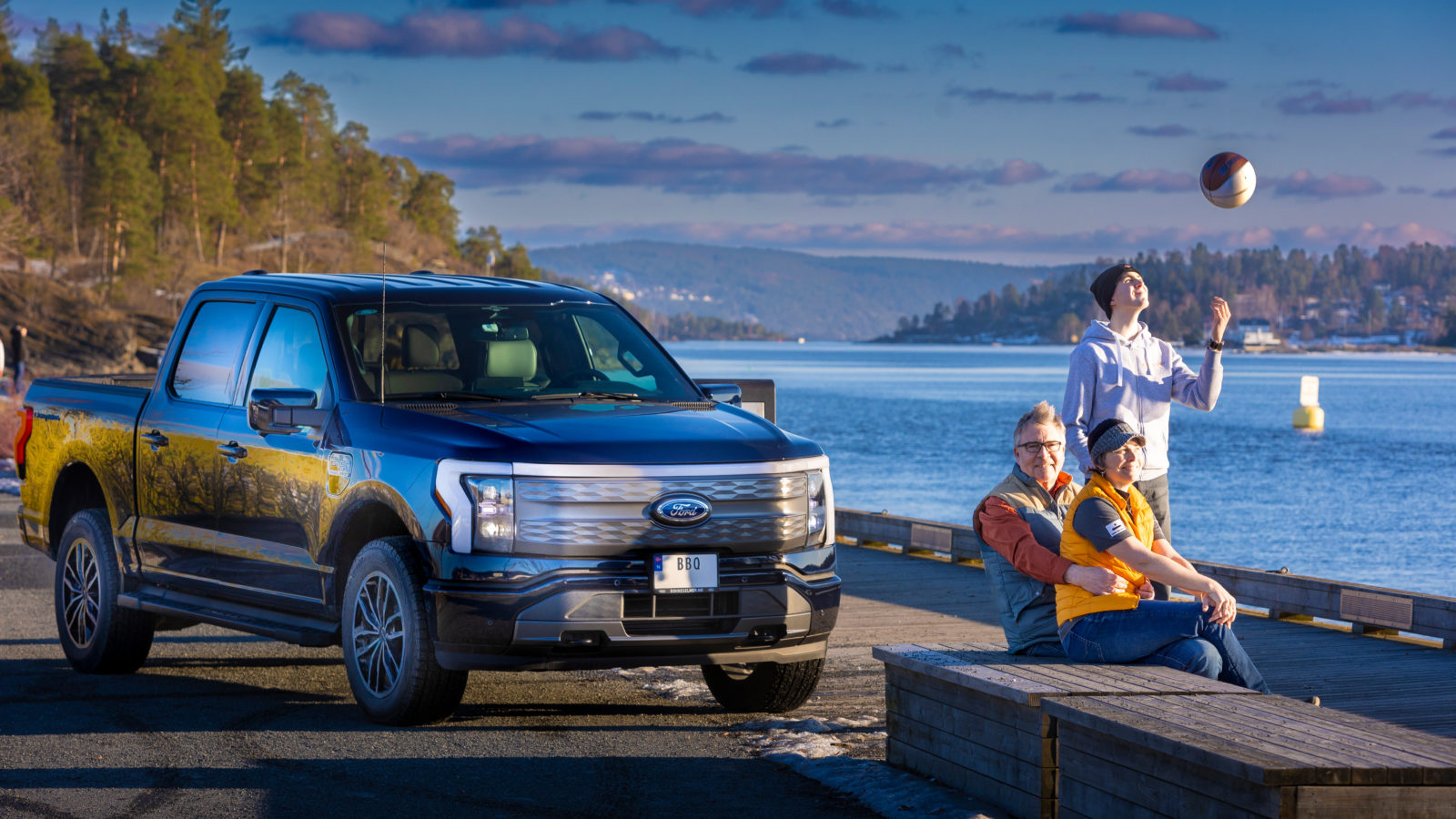 FORDS FØRSTE NORSKE F-150 LIGHTNING-KUNDE: EN HELELEKTRISK DRØMMEBIL FOR MANGE NORDMENN!