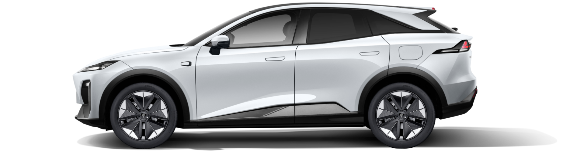Changan Deepal S07 i hvitt, frilagt