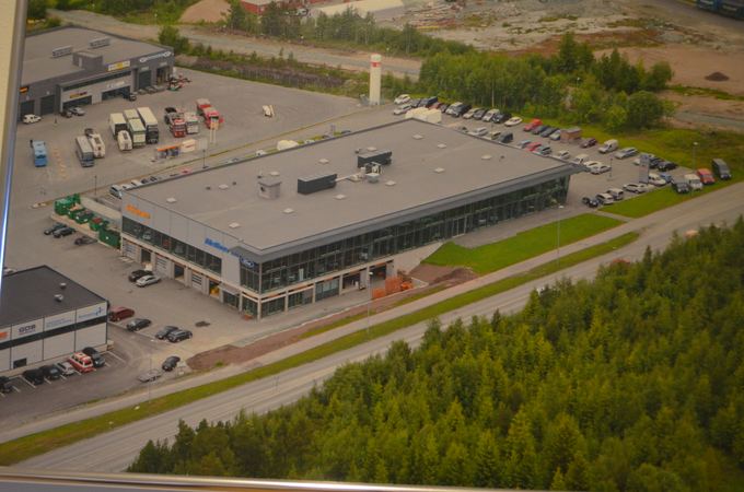 Melhus Bils tidligere bygg på Tiller sett fra luften
