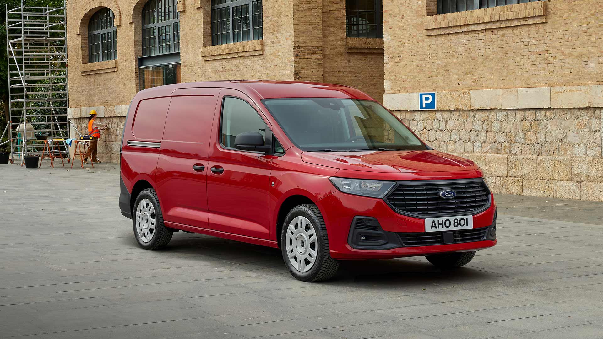 Ford Transit Connect sett forfra.